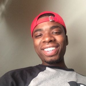 Meet your Posher, Lawrence